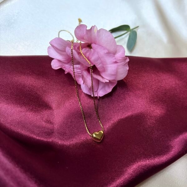 Cordis Heart Necklace