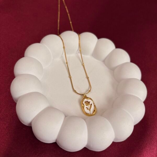 Elysia Necklace